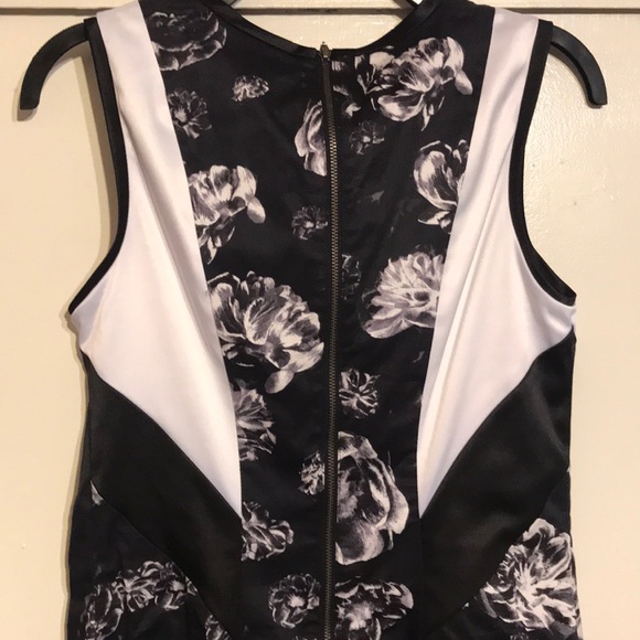 Great black and white flowered dress - Picture 5 of 6